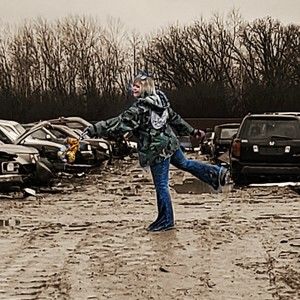 Meet your Posher, Toni!